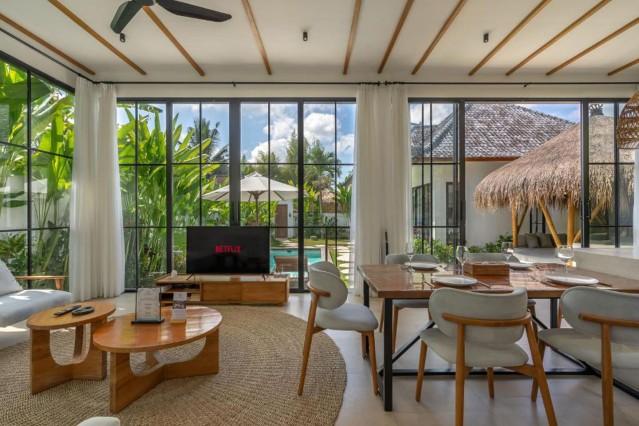 Dining area,Living room,View