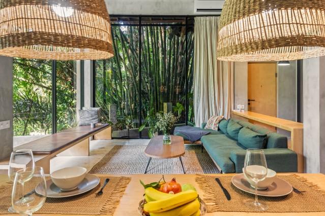 Living room,Dining area