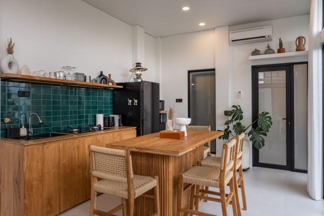 Dining area,Kitchen