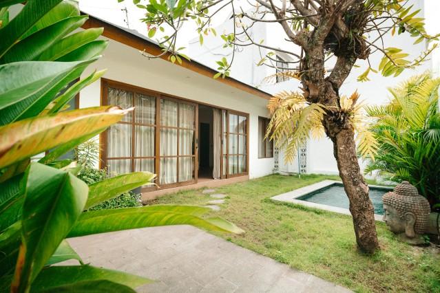 Swimming pool,Garden,Exterior