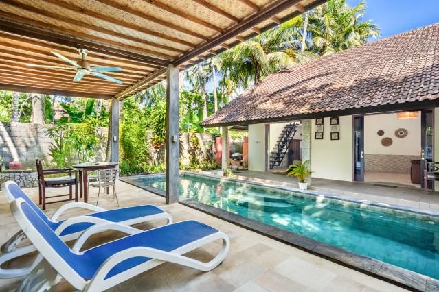 Exterior,Swimming pool